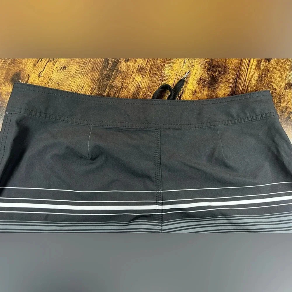 TRINITY BOARDSHORTS | men’s swim trunks. Size: 34